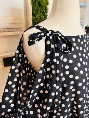 Max Studio Black and White Polka Dot Blouse M